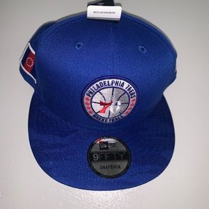 NWT Philadelphia 76ers New Era Mens Blue 2018 Tip Off 59FIFTY Snap Back Hat